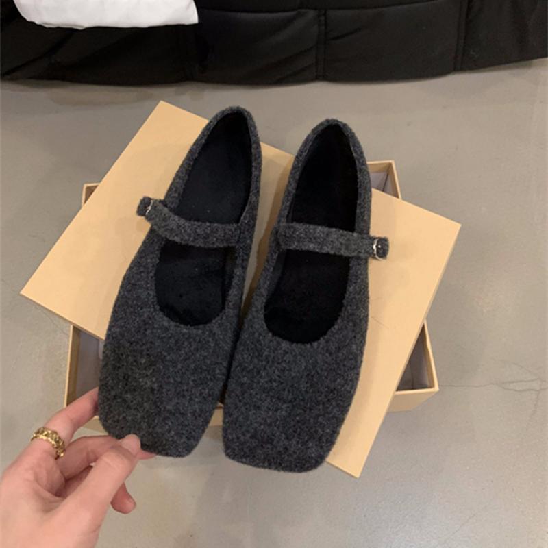 

Autumn and Winter Footwear Solid Color Plus Size Square Flat Bottom Soft Sole Women s Shoes 40 серый