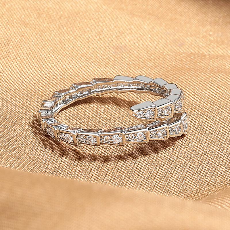 2026 High-end Flash Diamond Spirit Snake Ring Women's Niche Design Open Index Finger Ring Cold Wind Fashion Personality Ring Tide