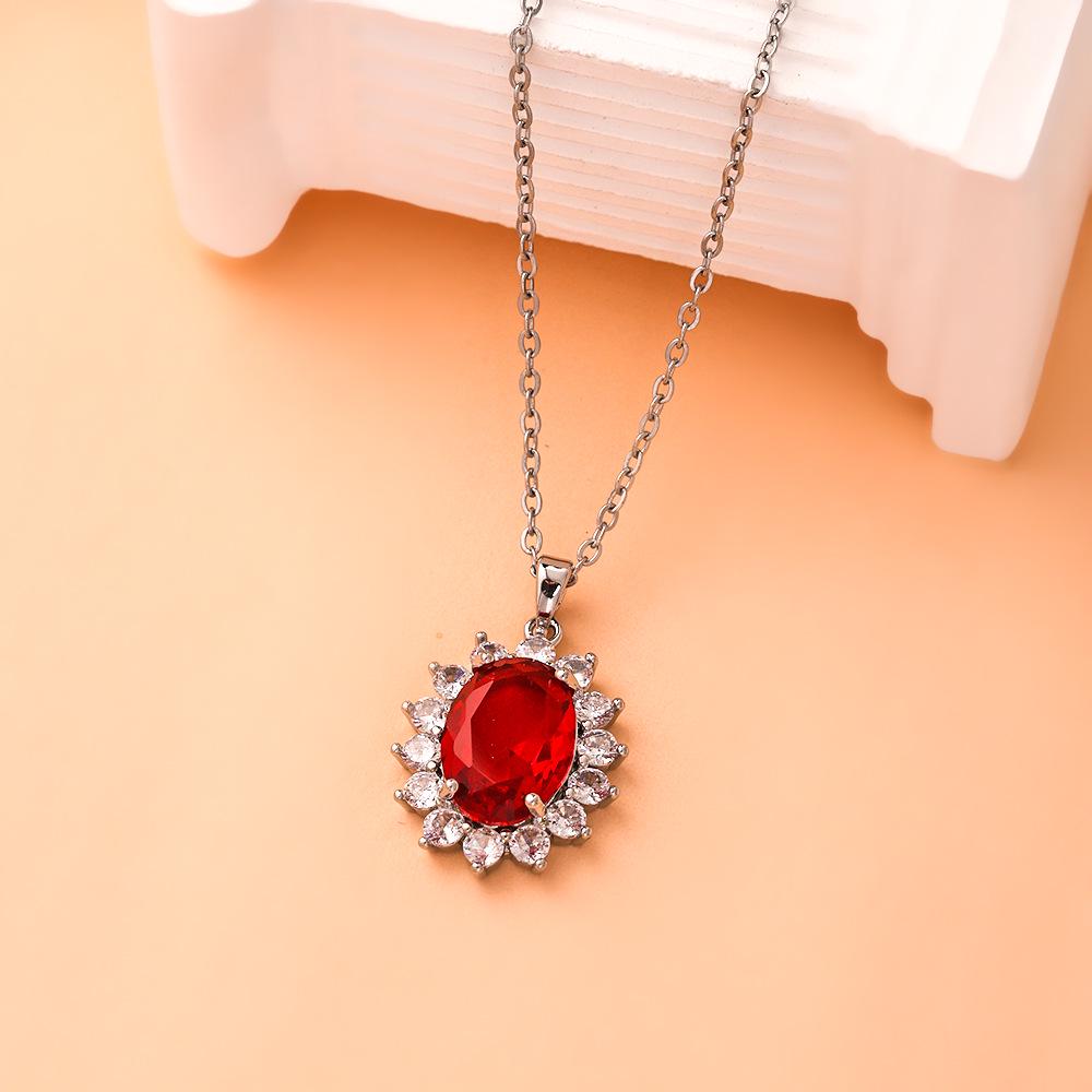 Women's Luxury Titanium Steel Pendant Clavicle & Long Sweater Necklace - Niche Design