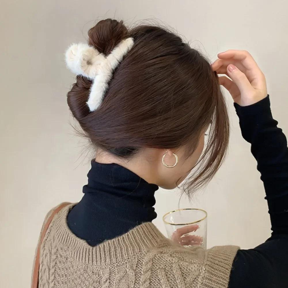 Kawaii Herbst Winter Pelz Haarspangen Clip Mode Vintage Einfarbig Haarige Hai Haarspange für Frauen Mädchen Haarnadel Koreanische Accessoires