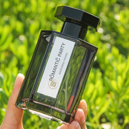 

100 мл туалетный спрей свежий дух из натурального дерева