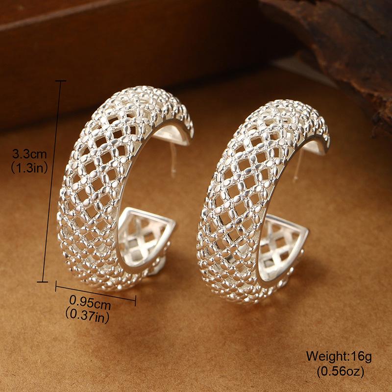 

Rhombus hollow earrings women s personality advanced sense new design simple stud earrings cold wind temperament earrings