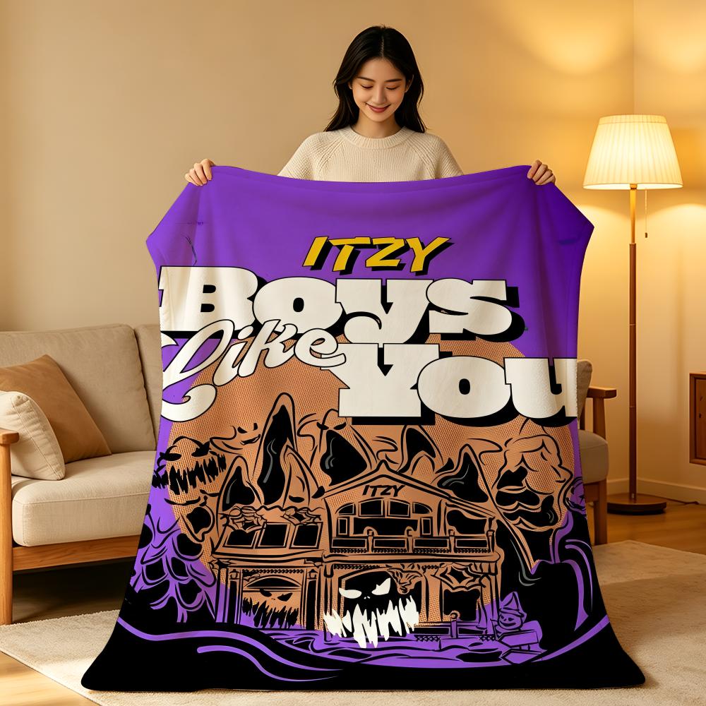 Music I-ITZY Throw High-Density Short Plush Blanket Soft Skin-Friendly for Sofa Nap Air-Conditioned Room