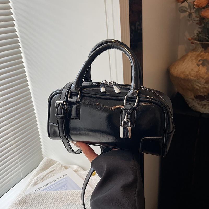 Popular Bag Women's New Niche Design Versatile Messenger Bag Portable Pillow Bag