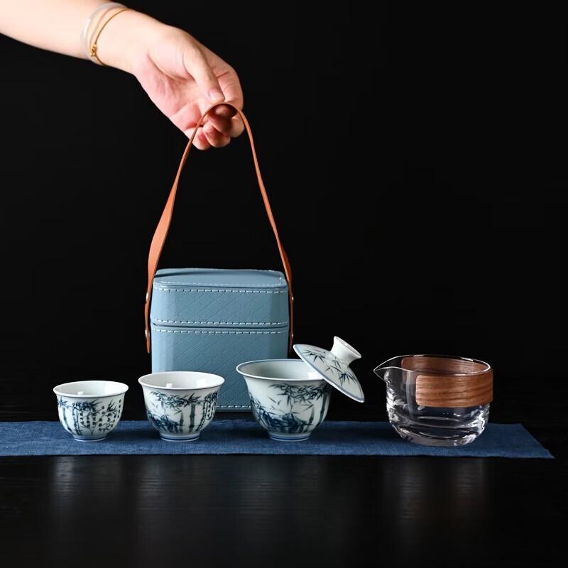Hongyu Blue and White Portable Ceramic Gaiwan Tea Set