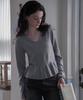DEHEVE V-Neck Flare Shirring Knit [Gray]