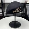 Light luxury sweet autumn and winter fashion woolen hat beret lady elegant small fresh painter hat stewardess hat