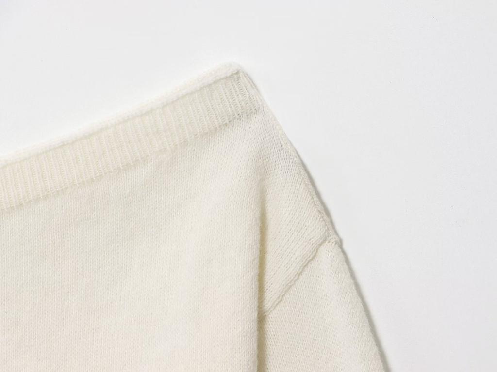 European and American style, new women's clothing, foreign style American off-shoulder loose and slim one-word shoulder primer sweater