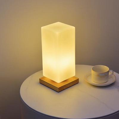 Lampe de chevet décorative carrée en verre avec USB et gradation continue 3 couleurs