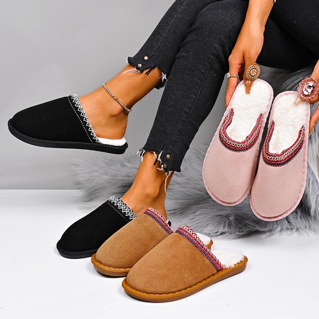 2025 New Fashionable Women Slippers Retro Luxury Home Cotton Slippers Non Slip Flat Shoes Women Lightweight Outdoor Slides Women