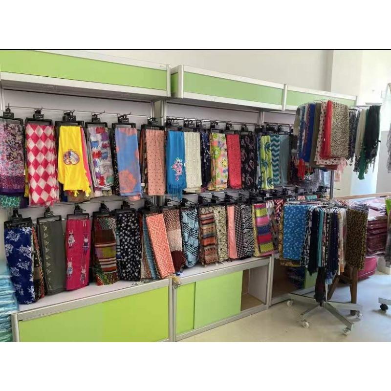 New Lijin Forged Long Scarf Cashew Feather Printed Silk Scarf Fashion Ladies Satin Outer Shawl