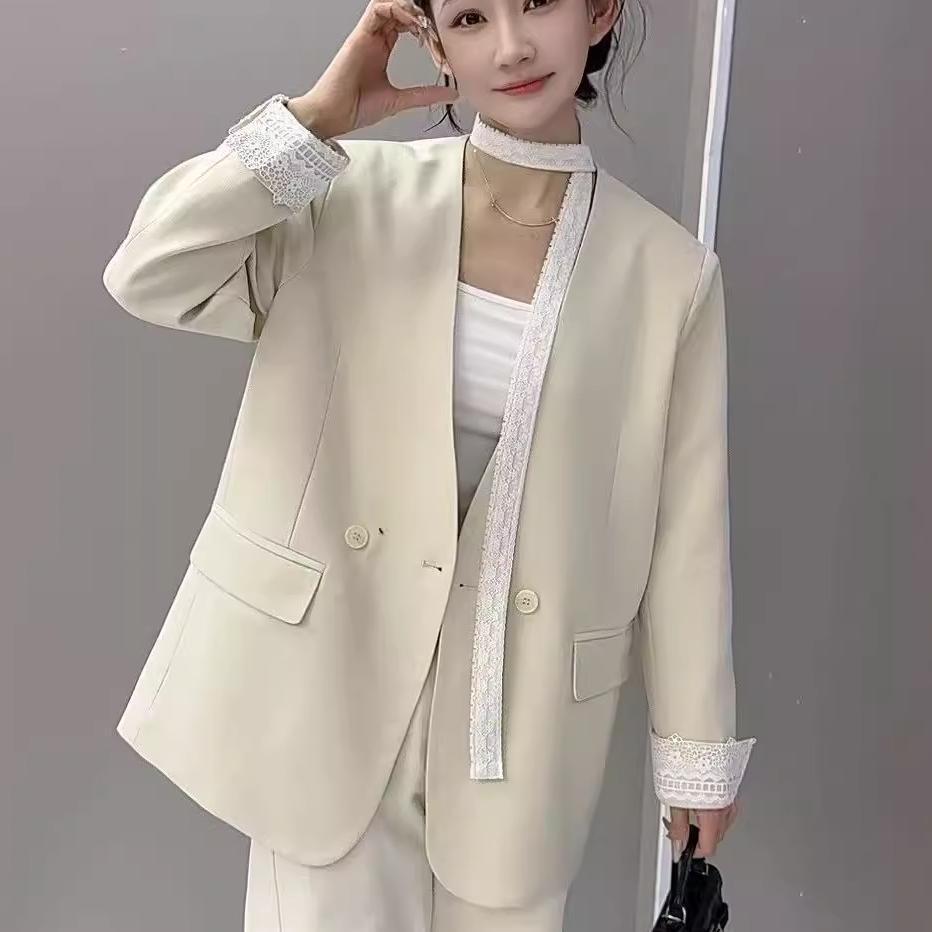 Dámské sako s V-výstřihem a krajkovými vsadkami - Jaro 2025 High-endový evropský styl ležérní top