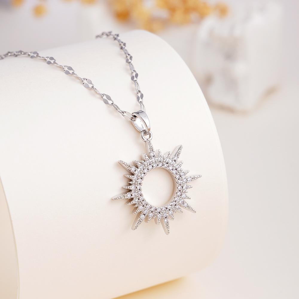 Fashion Vintage Zircon Sun Star Pendant Necklace for Women Men Cool Fashion Stainless Steel Chain Jewelry Gifts for Friends