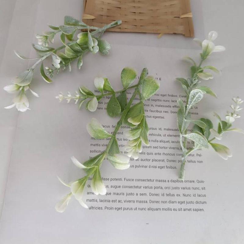 5pcs Mini Branches Stamen DIY Wreath Decorative Accessories Artificial Flower Leaves Grass Christmas Party Decoration Fake Plant