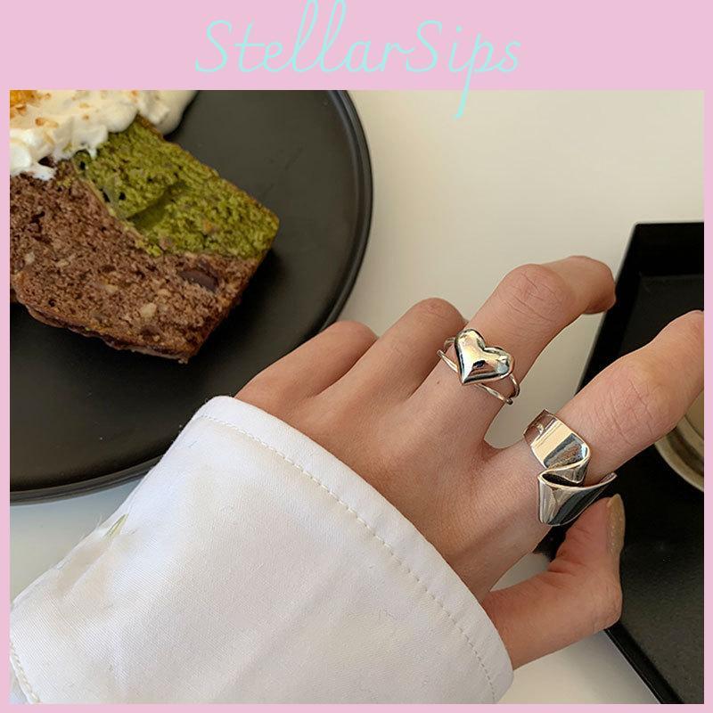 Chic 925 Silver Folded Heart Ring For Men And Women With Eye-catching Style