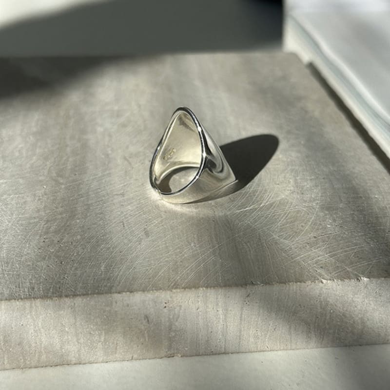 Mosxe [925silver] Wide Flat Ring