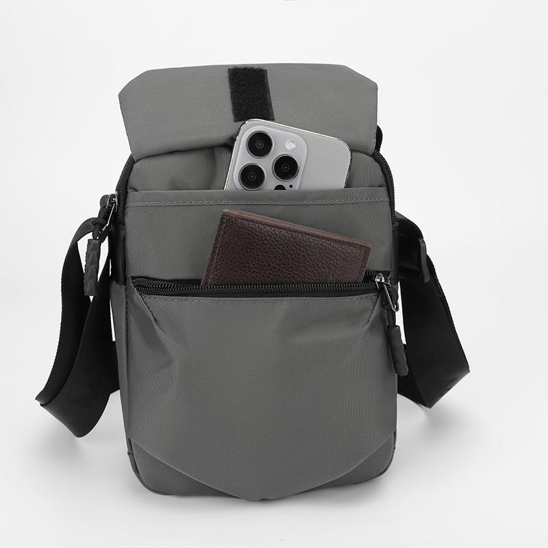 Fashion Men Small Shoulder Bags High Quality Mini Messenger Bag for Men Stylish Leisure Men's Shoulder Bags