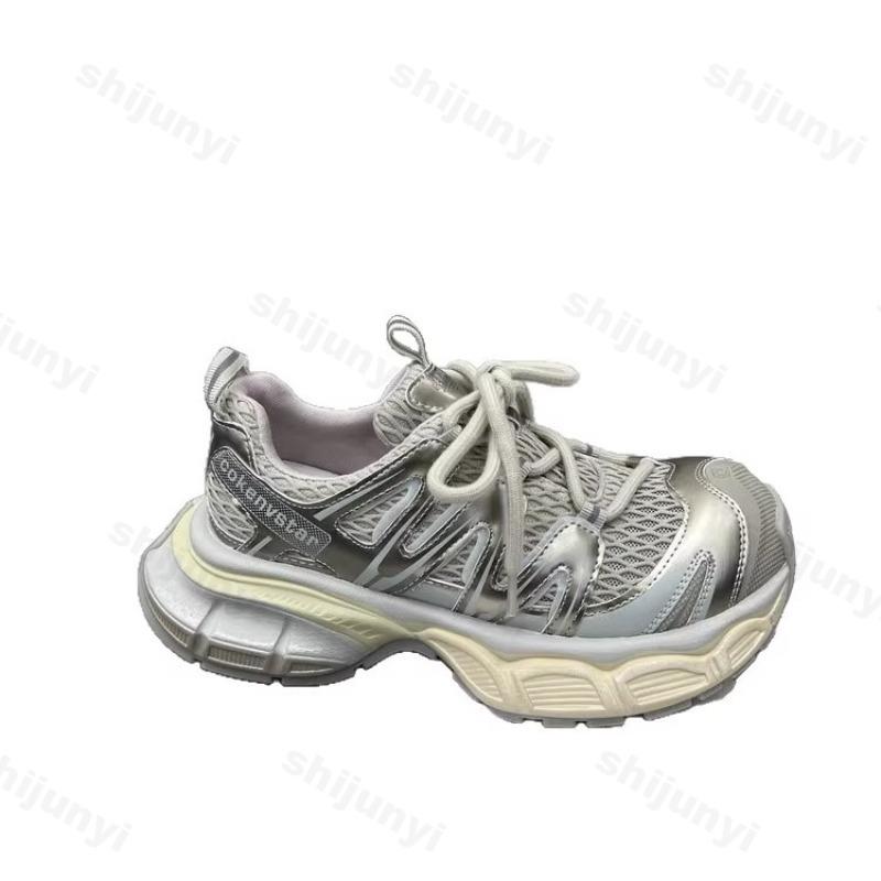 Fashion Autumn Women's Casual Sports Shoes 2025 Comfortable Non Slip Outdoor Running Shoes Mesh Breathable Fashion Vulcanized Shoes