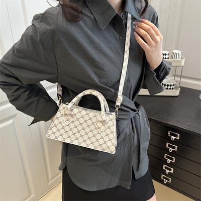 Retro Fashion Trend Handbag Summer Commute Premium Texture Shoulder Messenger Bag Casual Small Square Bag Women