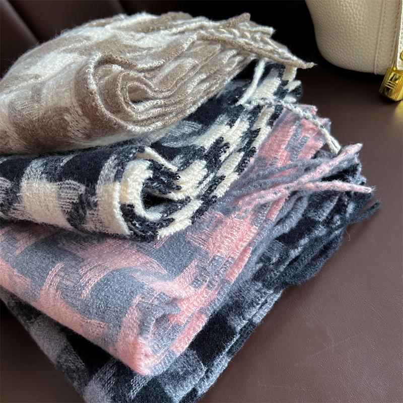 Winter Thick Warm Scarf Women Cashmere Shawl and Wraps Pashmina Neckerchief Bufanda Female Classic Plaid Tassel Echarpe