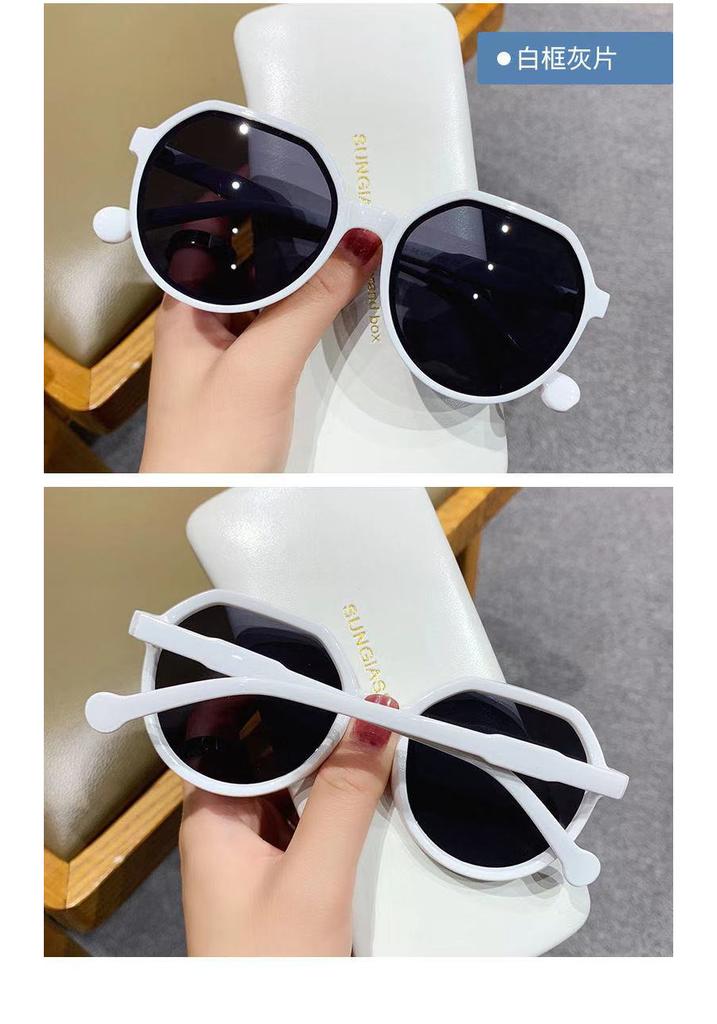 New Sunglasses Women's Tide Anti-ultraviolet Ins Street Shooting Retro Sunglasses Big Face Thin Sunglasses