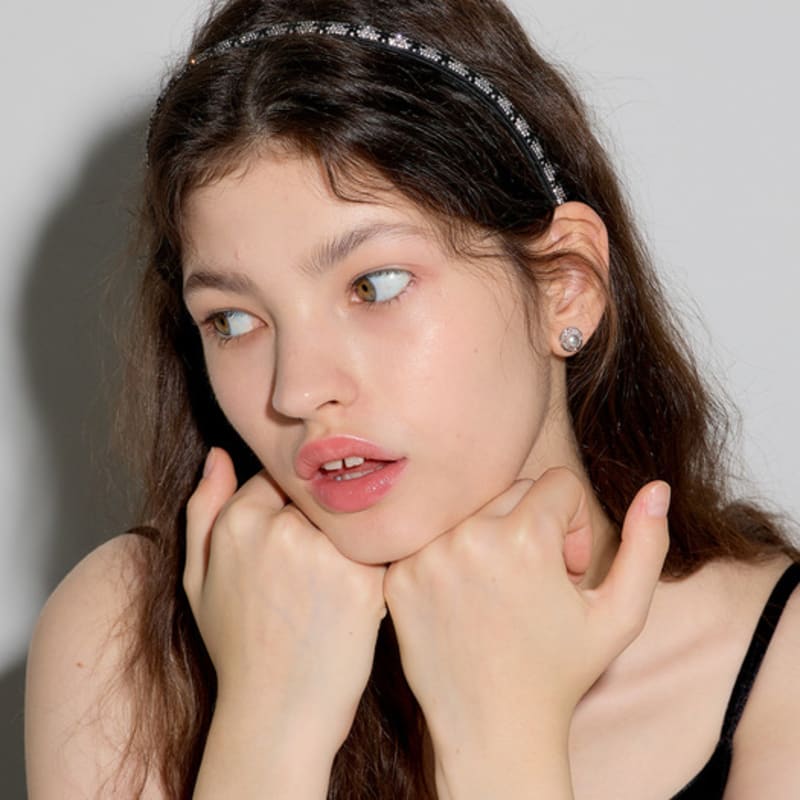 

Украшение для волос Les Bijoux Philosophy LB_Crystal звезда BLACK_FREE