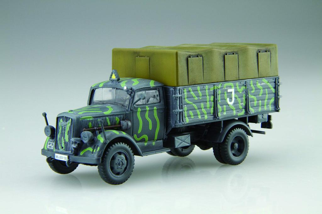 Fujimi Model Military Series German Army 3t Truck with Machine Plastic Model ML21 1/72 No.21 (Camouflage Paint/Ambulance Vehicle/Equipped