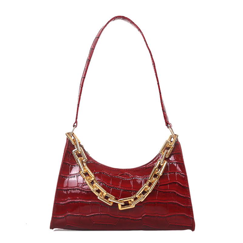 Trendy Women's Bags: Stylish Crocodile Pattern, Small Square Design, Fashionable and Versatile Hot Shoulder Chain Handbag.