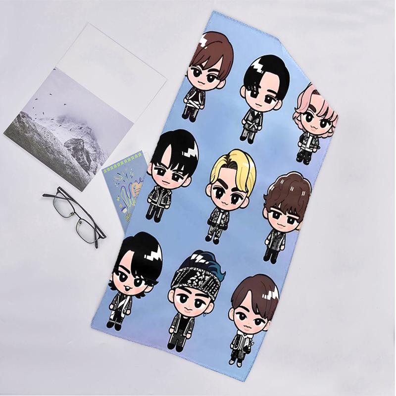 Snowman Band Fashion Beach Towel: Ideal for Summer Adventures Soft, absorbent and quick drying suitable for swimming and bathing