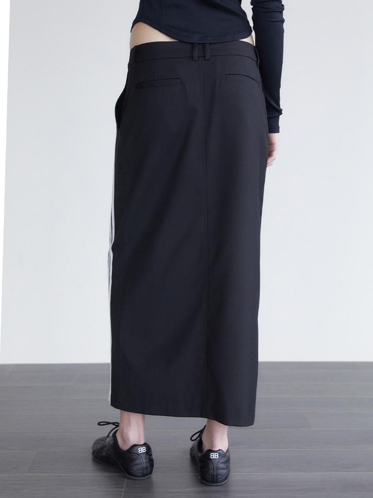Holpeipeo Two-Line Long Skirt - Black