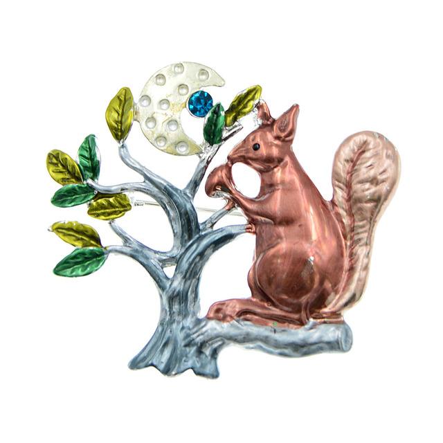 

Новая эмалированная брошь с белкой, милое забавное животное, булавка, 3 цвета, детские украшения