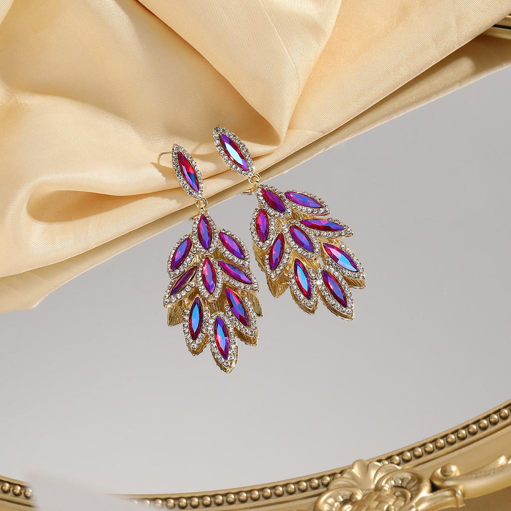 Fashion Glitter Leaf Earrings For Women With Dangle Design In Autumn