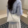 Fashion highvalue underarm bag women's spring new simple wind chain commuter shoulder messenger bag