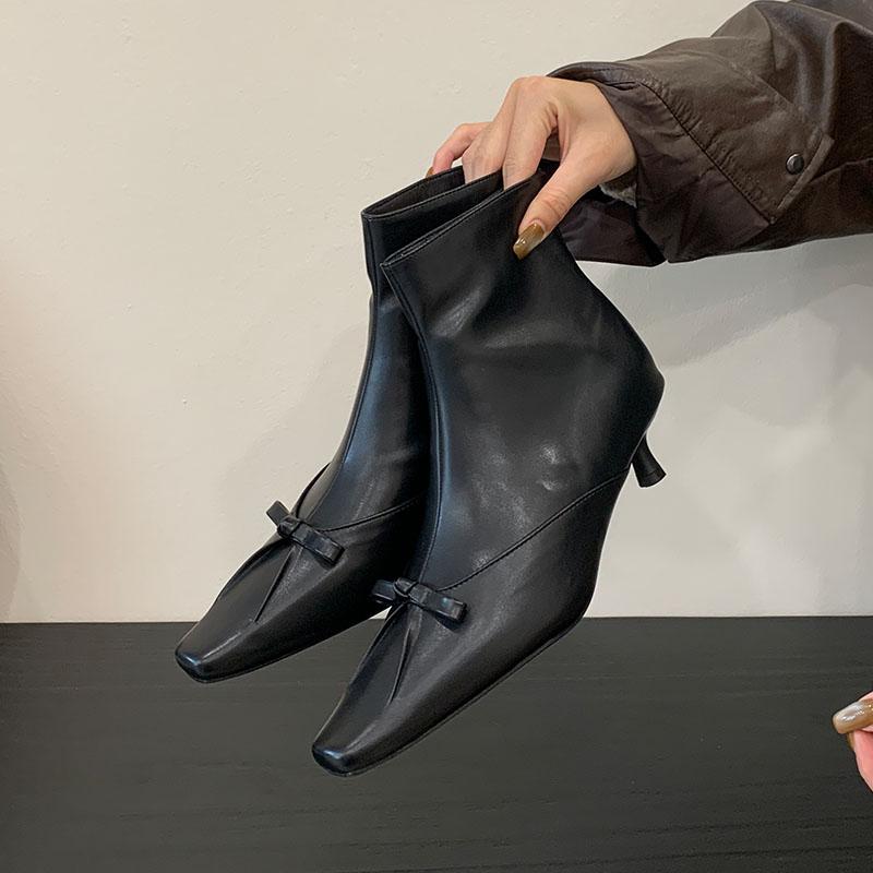 

Модная обувь на низком каблуке Женские ботильоны стрейч до щиколотки Остроносые Модные с бантом-бабочкой Современные женские короткие ботинки Туфли-лодочки женские 35 чёрный