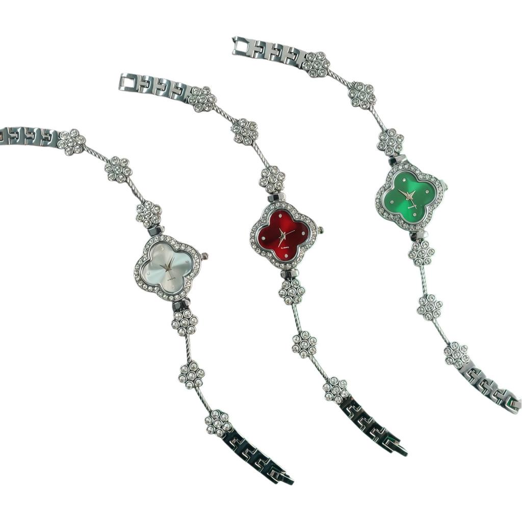 Ladies Diamond Clover Watch Set 5-Piece Fashion Quartz Watch Bracelet Accessories Popular Gift Box