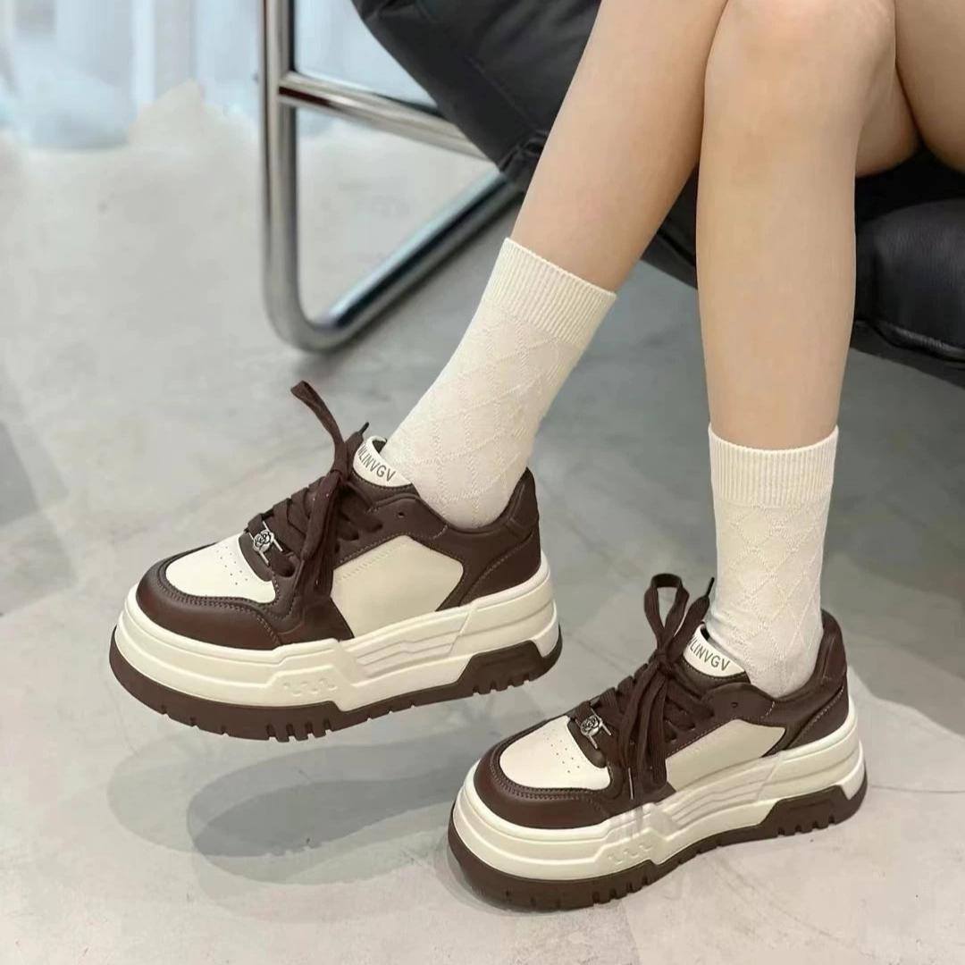 

2024 Autumn New Women s Sports Shoes Thick Sole Fashion Lace-Up Casual Non-Slip Color Matching Vulcanized Shoes 40 коричневый