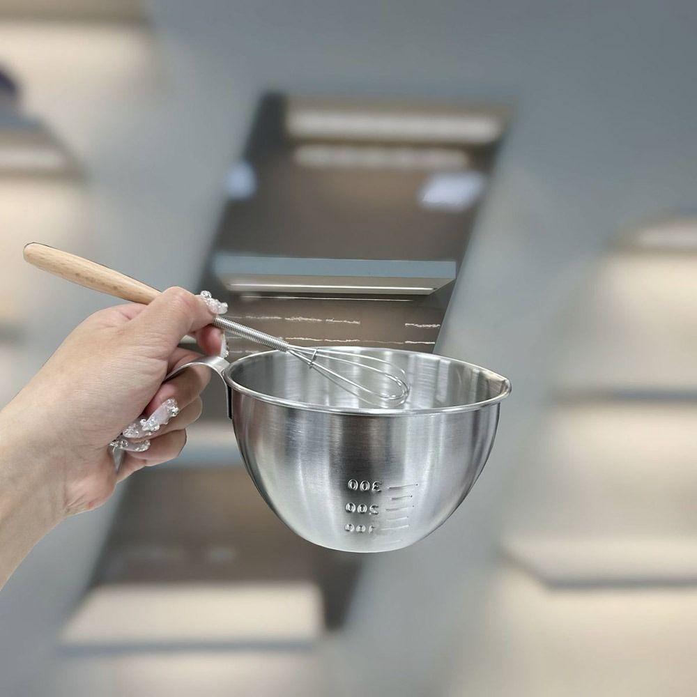

Stainless Steel Egg Liquid Mixing Bowl With Handle Scale Egg Beater Cooking Tray Kitchen Supplies without Egg Beater