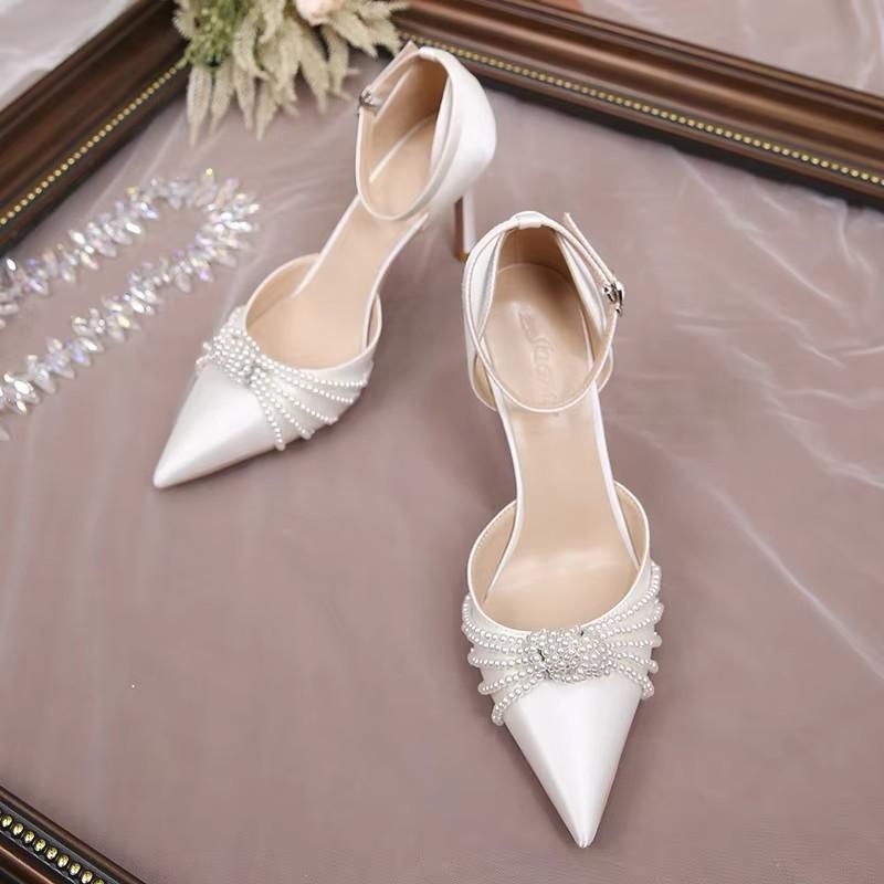 Fashion Wedding Shoes 2025 More Than Pearl Pointed Fine Heels With A Line Buckle High Heels Sexy Satin Single Shoe Women Pumpls