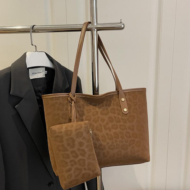 Leopard Print Women Shoulder Bag For Commuting Daily Used Casual Tote Bag Large Capacity Ladies Handbags And Purses