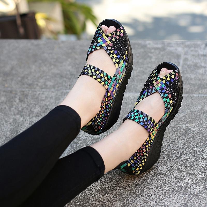 Sandales d'été noires pour femmes, avec tresse, pour la plage, à enfiler, semelle épaisse, plateforme, bout ouvert, grande taille