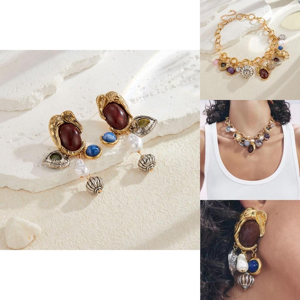 Vintage Style Geometric Animal Shaped Pendant Earrings For Women With Pearl Accents