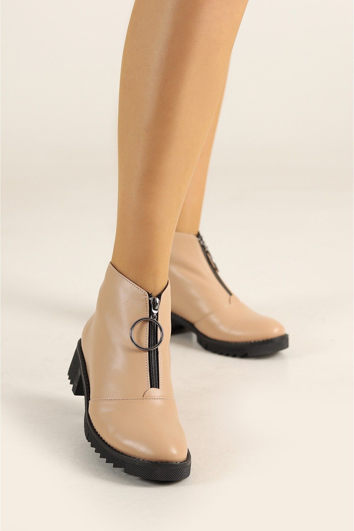 

Женская современная стильная модная обувь, повседневные ботинки на молнии спереди 37