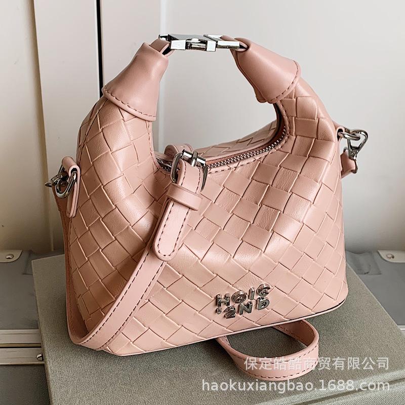 This year's popular bag 2025 new casual handbag high-end casual versatile shoulder messenger bucket bag
