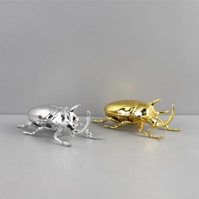 Metallhandwerk Künstliche Tierskulptur Silbrige Insekt Libelle Einhornkäfer Figuren Heimdekorationszubehör