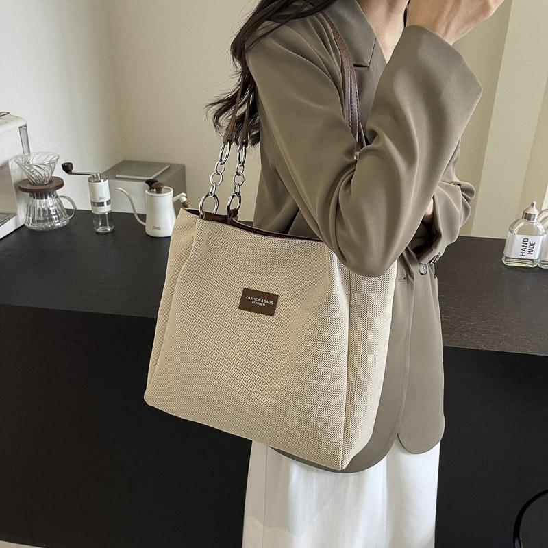 Large Capacity Bag 2025 New Bag Women's Bag Popular Versatile Canvas Bag Commuter Tote Bag