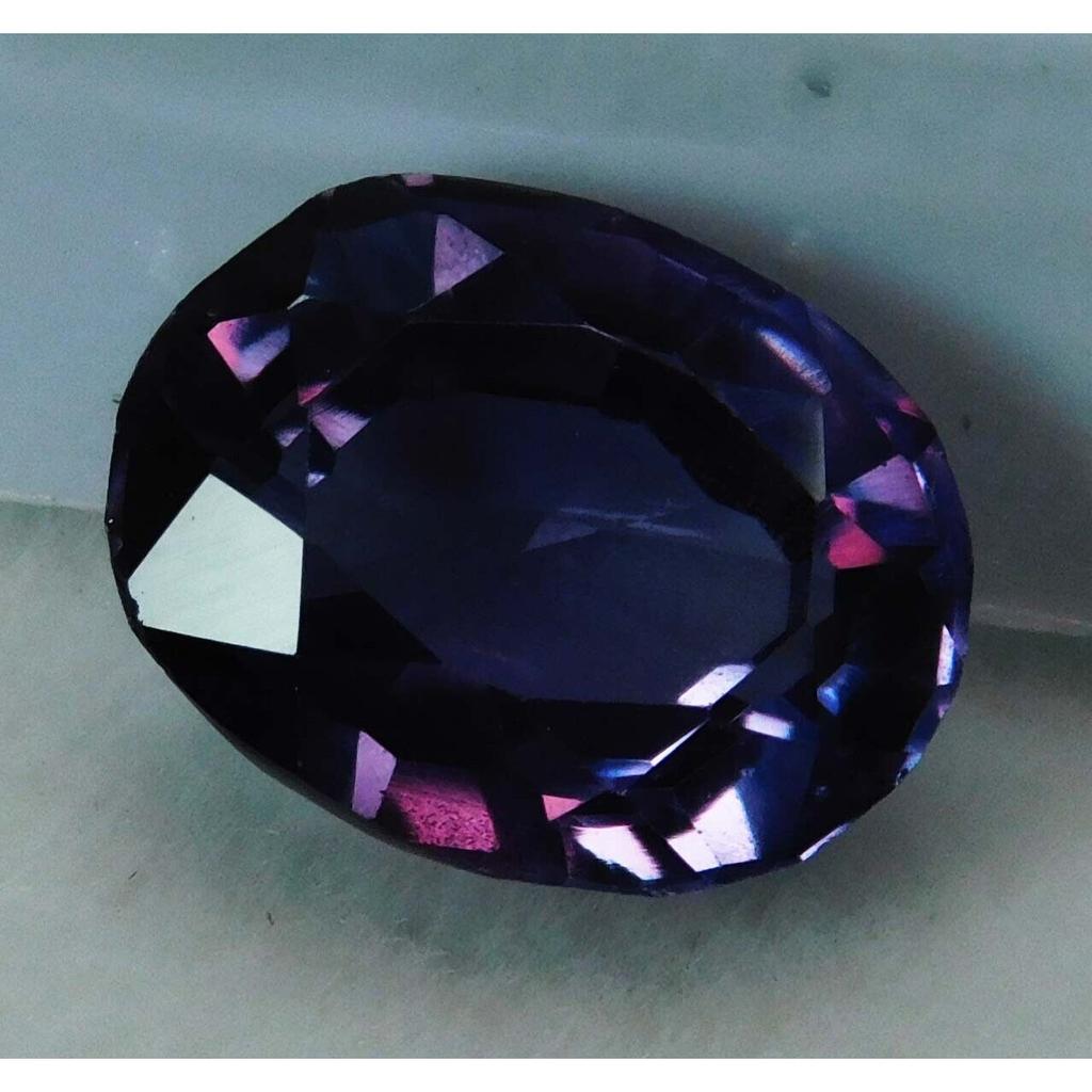 Natural Oval Shape Alexandrite Color Change 4 Ct CERTIFIED Gemstones
