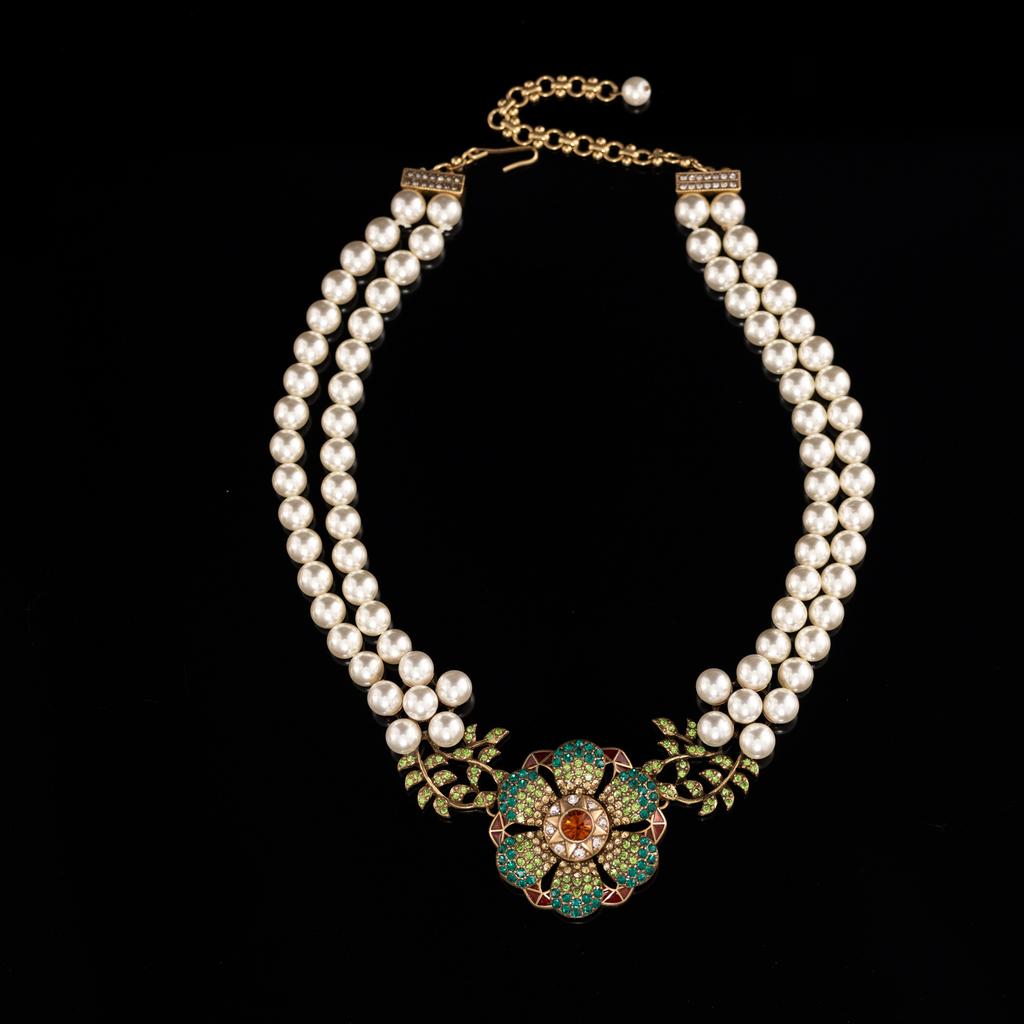 Direktlieferung Mittelalterlicher Vintage Schmuck Nischen Design Französische Retro Schlüsselbein Kette Halskette Halskette Neu