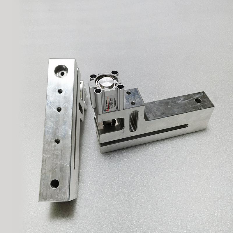 

Пневматическая машина для пробивки круглых отверстий в пластиковых пакетах Diameter 4mm