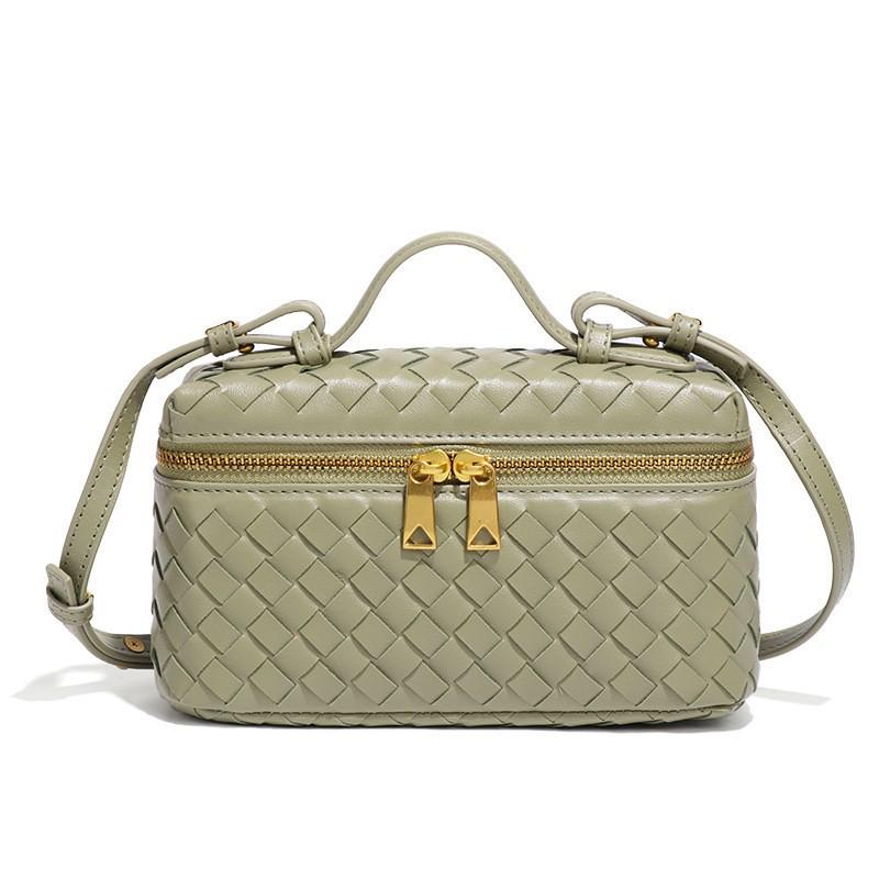 Bolsa de Almuerzo de Moda Tejida a Mano para un Solo Hombro: Bolso bandolera moderno y práctico