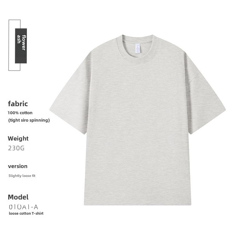 

Футболка свободного кроя из гребенного хлопка плотностью 230 г с открытыми плечами, вышитым круглым вырезом и фирменным логотипом M